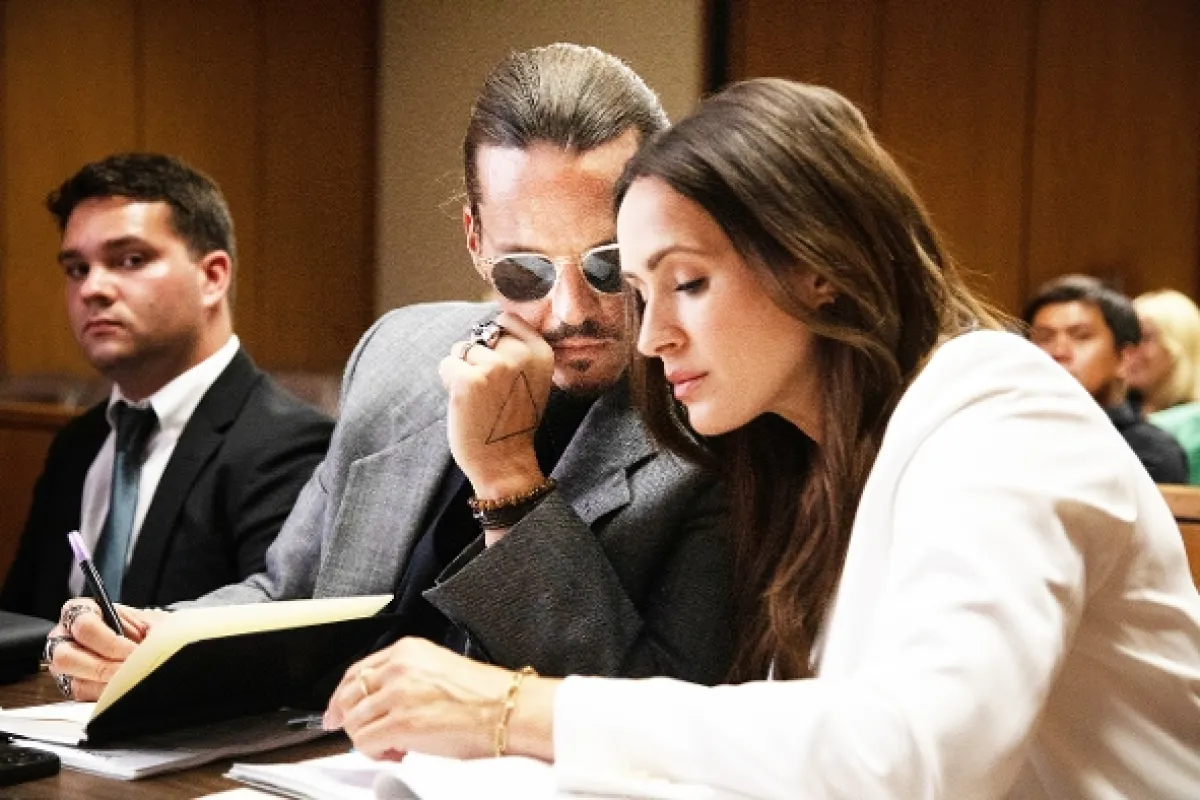 Depp vs. Heardová: Najškandalóznejší súdny proces Hollywoodu (Hot Take: The Depp/Heard Trial), 2022 - fotogaléria