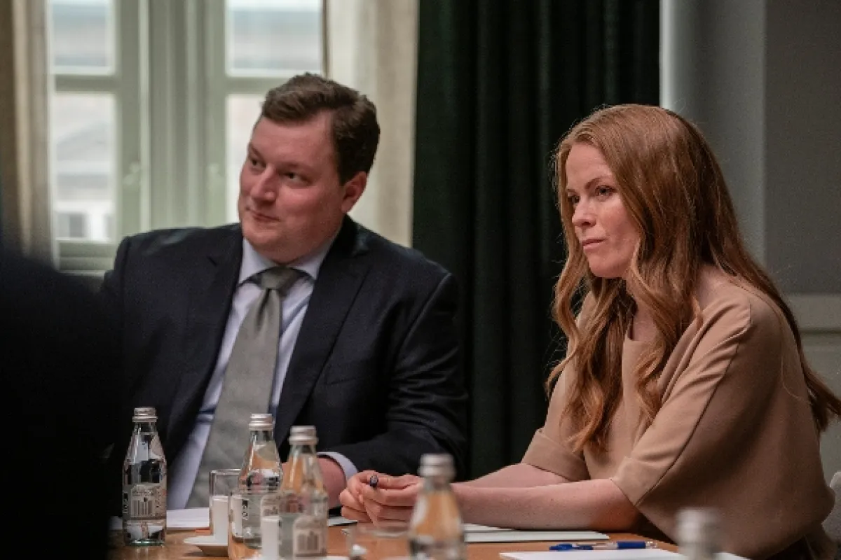 Vláda - Moc a sláva (Borgen - Riget, magten og aren), 2022 - fotogaléria