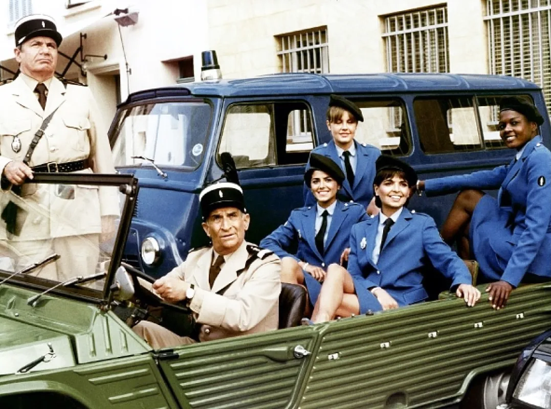 Četník a četnice (Le gendarme et les gendarmettes), 1982 - fotogaléria