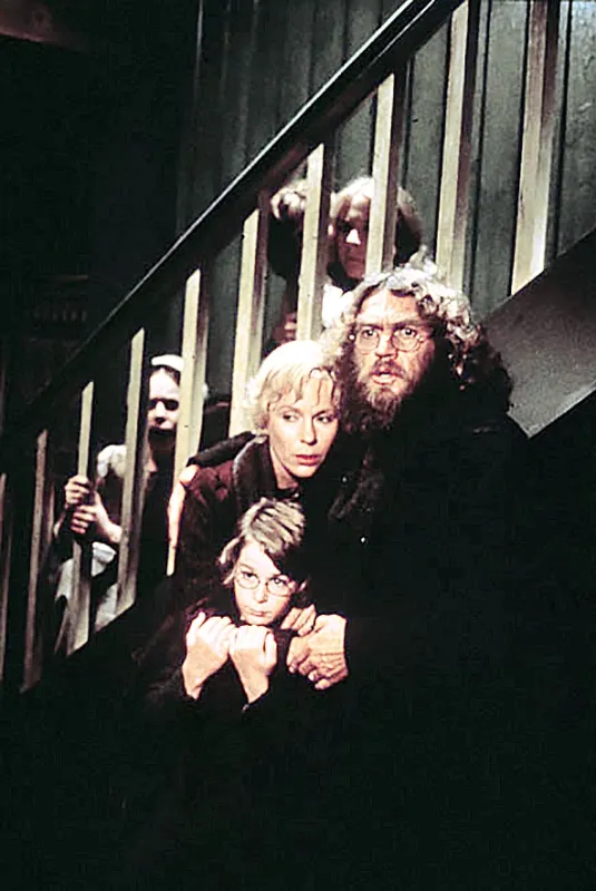 Nepřítel lidu (Enemy of the People), 1978 - fotogaléria