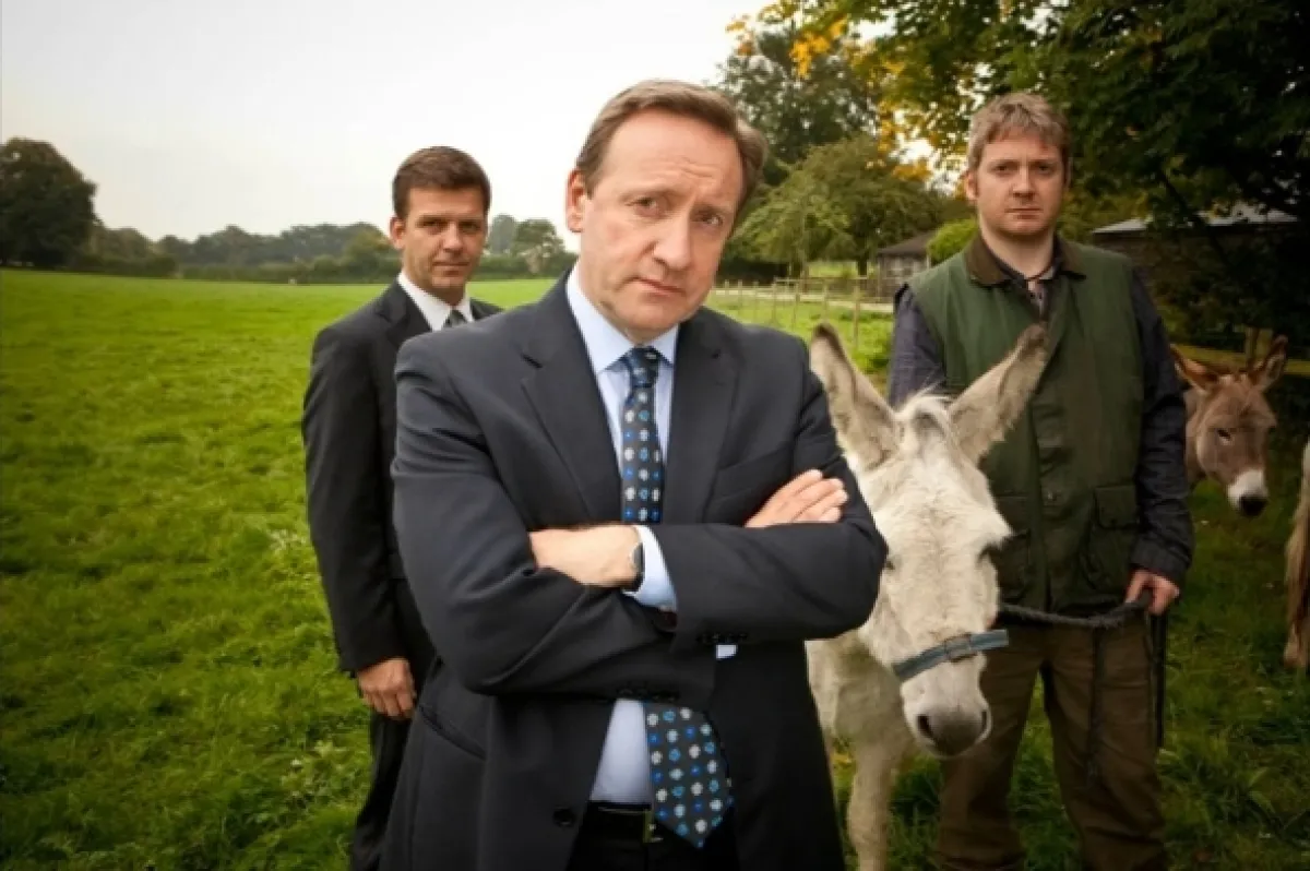 Vraždy v Midsomeri (Midsomer Murders XIV - Echoes of the Dead), 2011 - fotogaléria