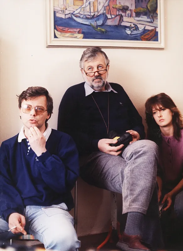 Nemocný bílý slon, 1990 - fotogaléria