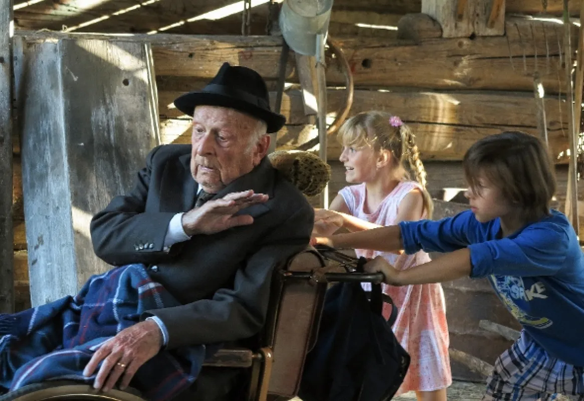 Jak jsme oživovali dědečka, 2016 - fotogaléria