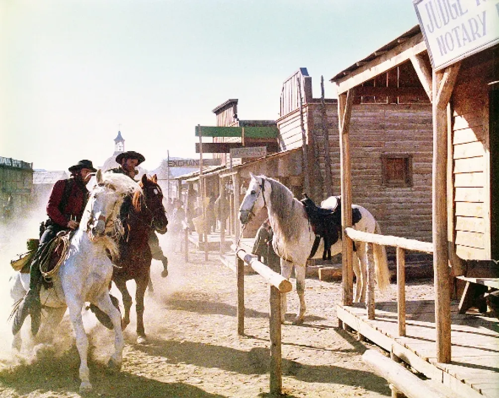 Povraz a kolt (Une corde... un Colt...), 1969 - fotogaléria