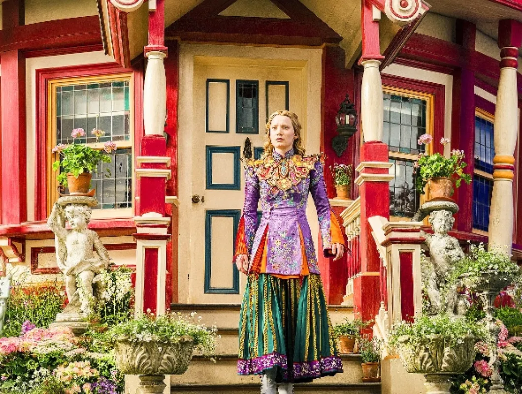 Alenka v říši divů: Za zrcadlem (Alice Through the Looking Glass), 2016 - fotogaléria