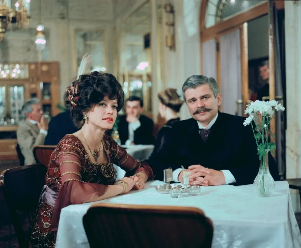Náhrdelník, 1992 - fotogaléria