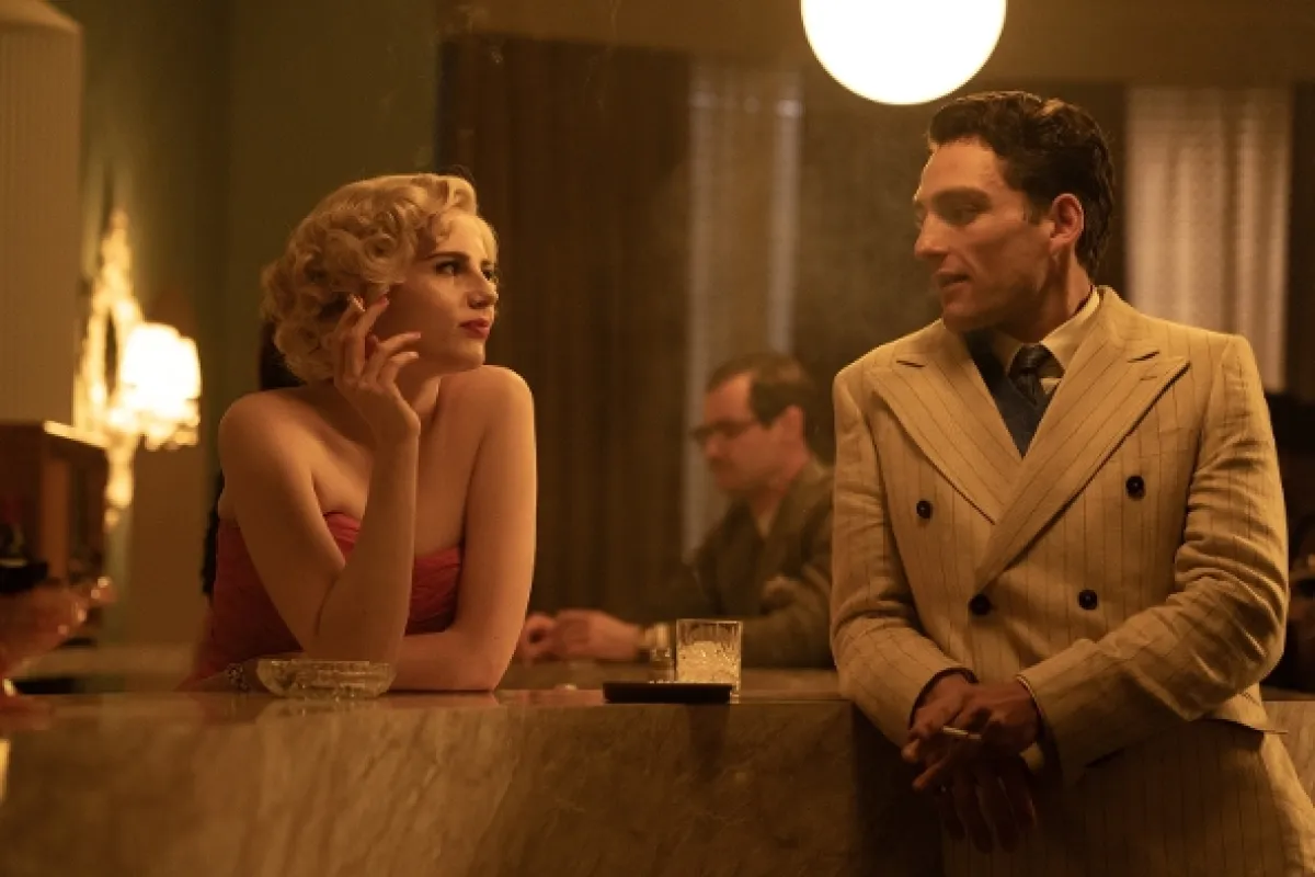 Krutá láska: Příběh Ruth Ellisové (A Cruel Love: The Ruth Ellis Story), 2024 - fotogaléria