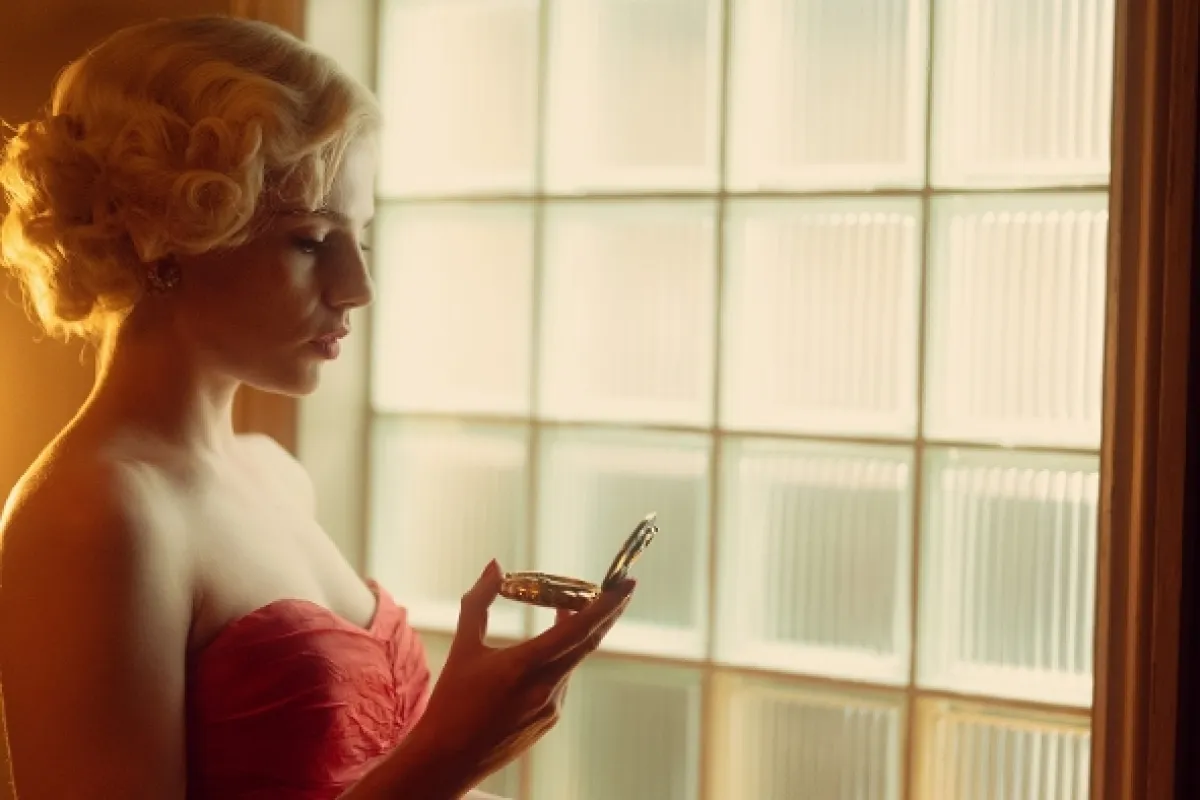 Krutá láska: Příběh Ruth Ellisové (A Cruel Love: The Ruth Ellis Story), 2024 - fotogaléria