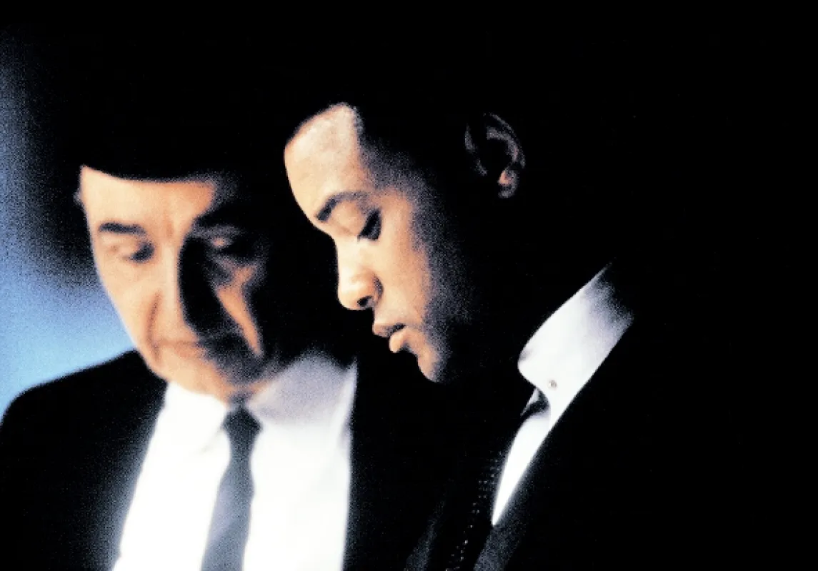 Ali, 2001 - fotogaléria