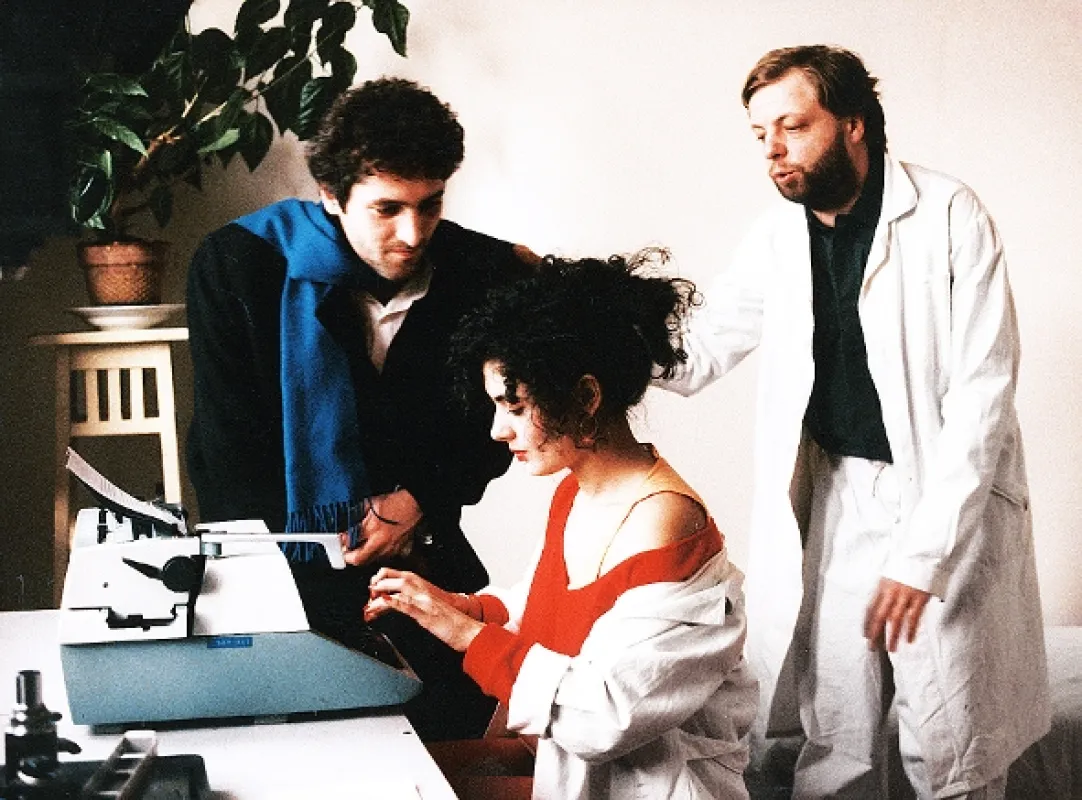 Kopytem sem, kopytem tam (KOPYTEM SEM, KOPYTEM TAM), 1988 - fotogaléria