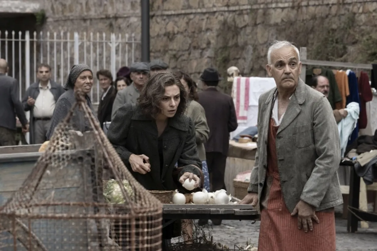 Příběh v dějinách (La Storia), 2024 - fotogaléria