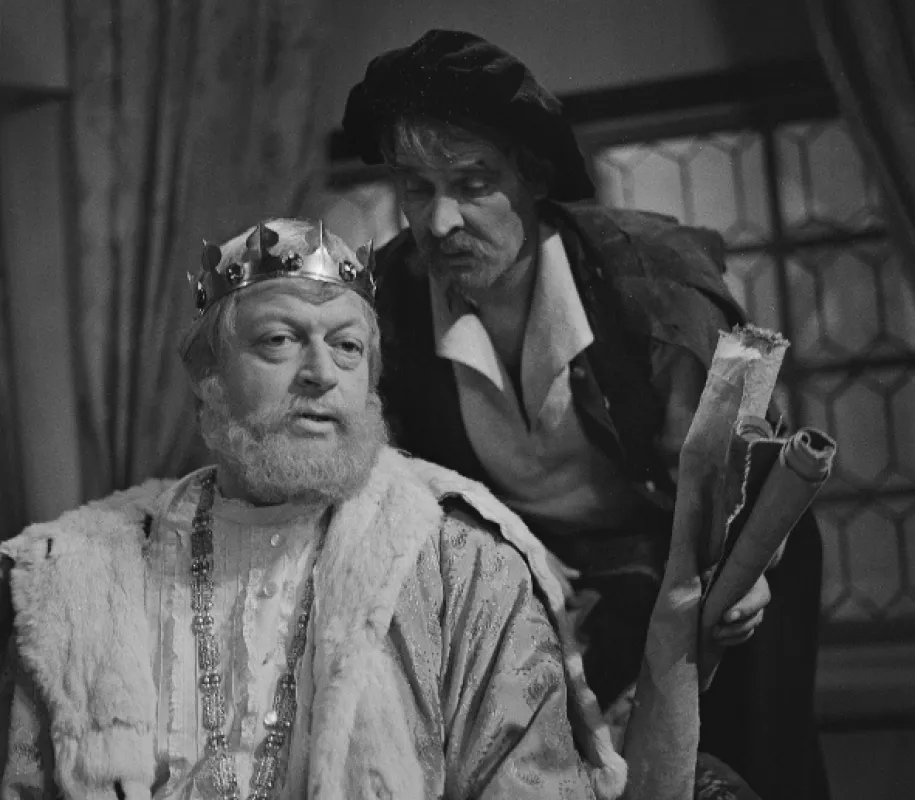 Královna Černá růže, 1972 - fotogaléria