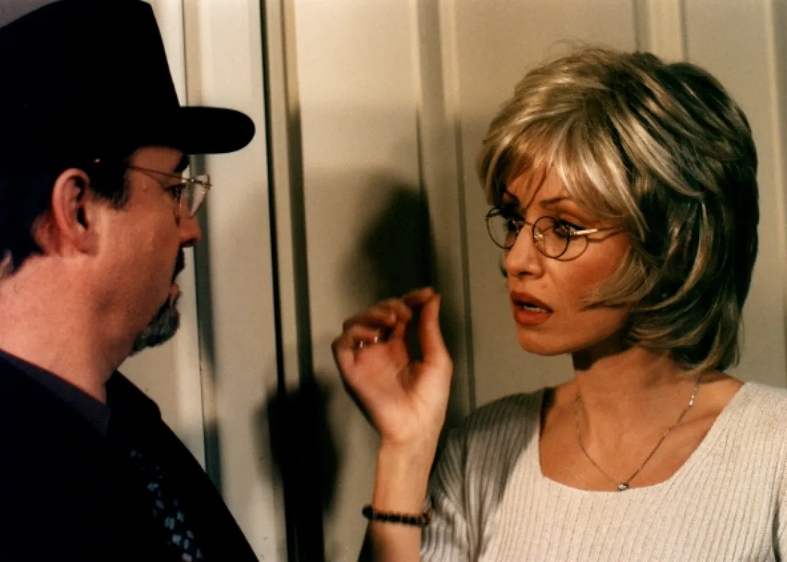 Manželka Ronalda Sheldona, 2001 - fotogaléria