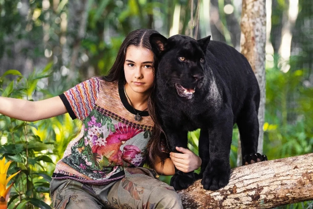 Ella a čierny jaguár (Autumn and the Black Jaguar), 2024 - fotogaléria
