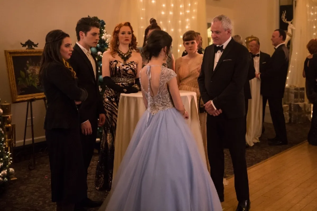 Popelka: Vánoční přání (A Cinderella Story: Christmas Wish), 2019 - fotogaléria