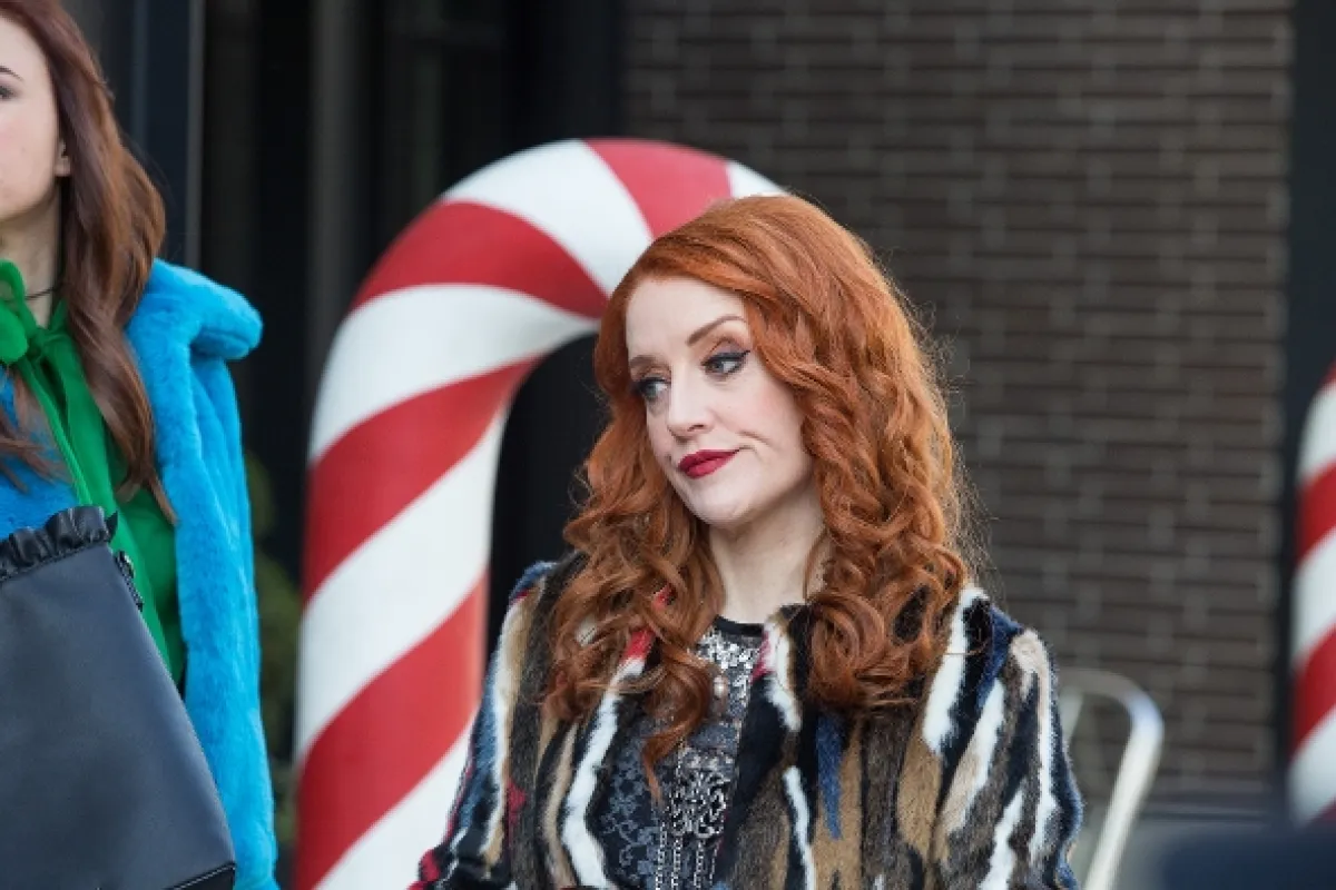 Popelka: Vánoční přání (A Cinderella Story: Christmas Wish), 2019 - fotogaléria
