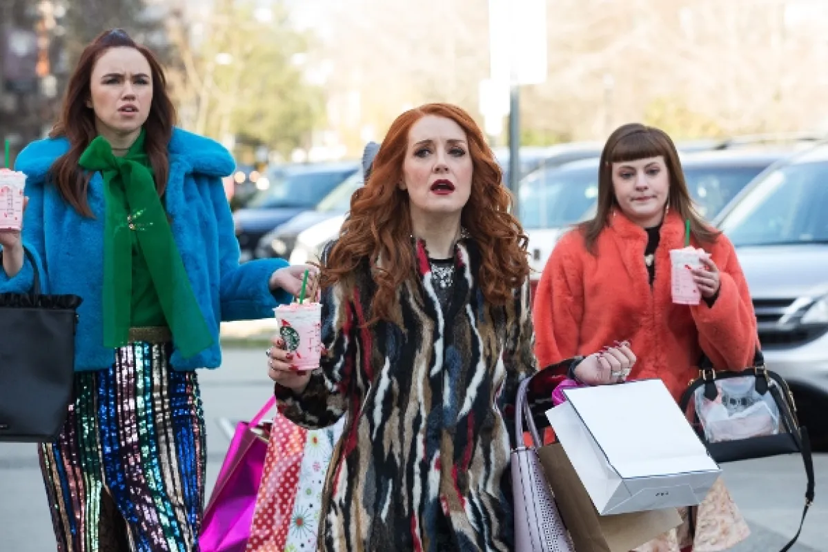 Popelka: Vánoční přání (A Cinderella Story: Christmas Wish), 2019 - fotogaléria