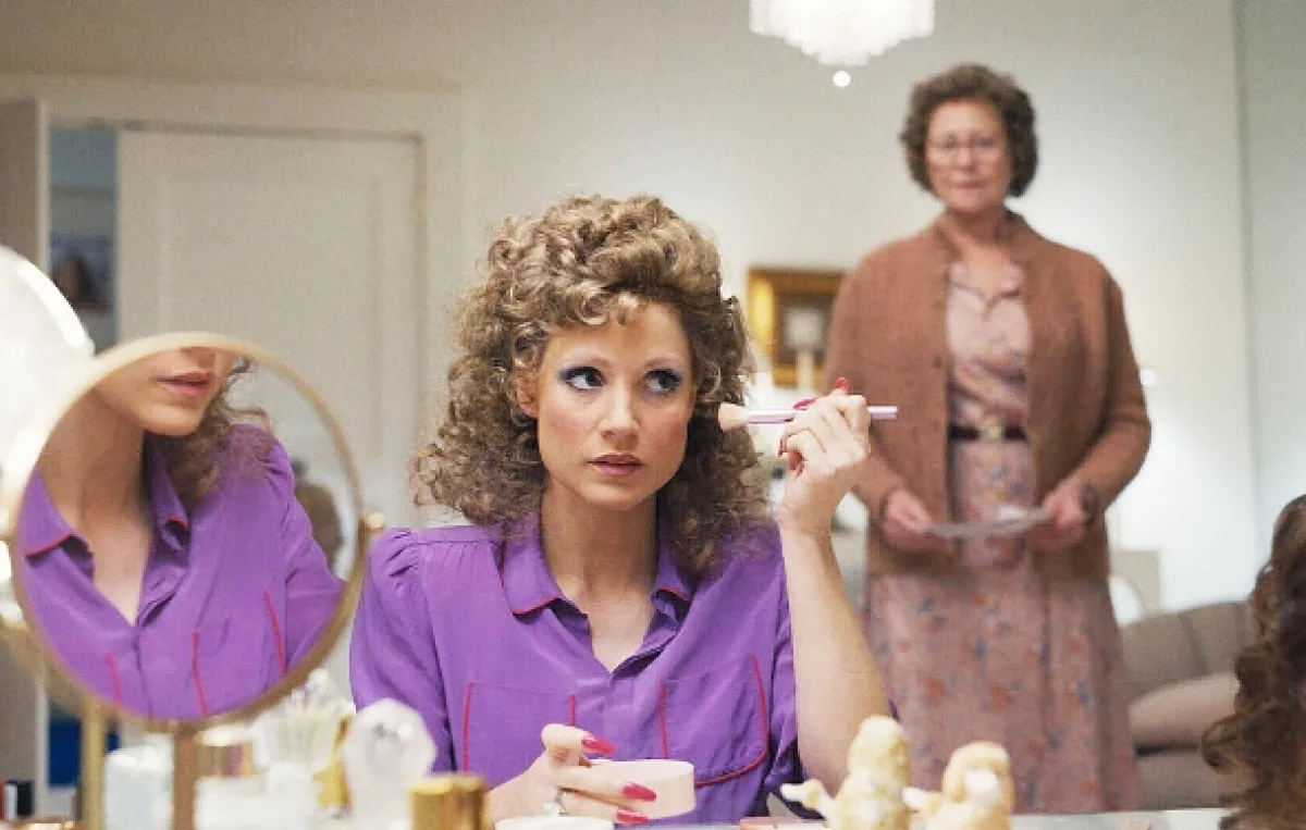 Očami Tammy Faye (The Eyes of Tammy Faye), 2021 - fotogaléria