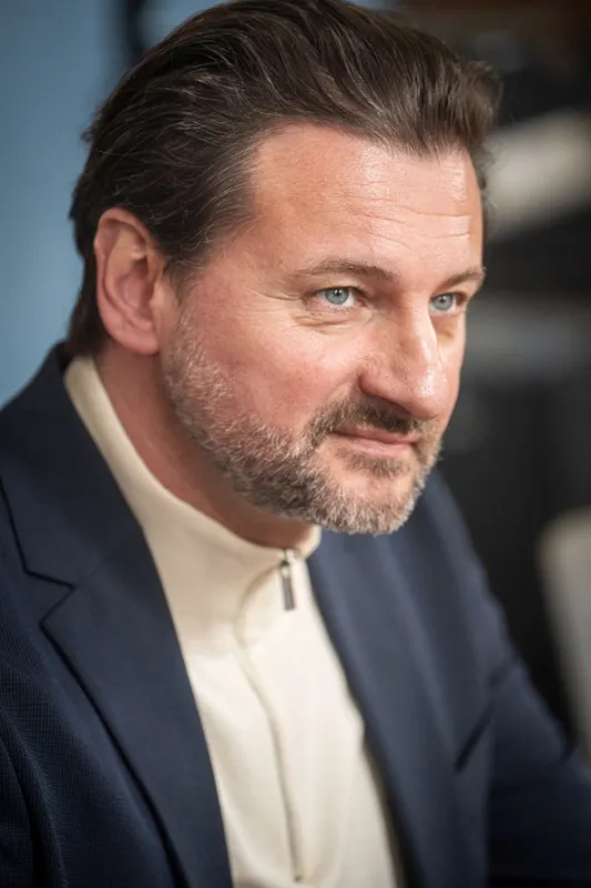 Neuer, 2025 - fotogaléria