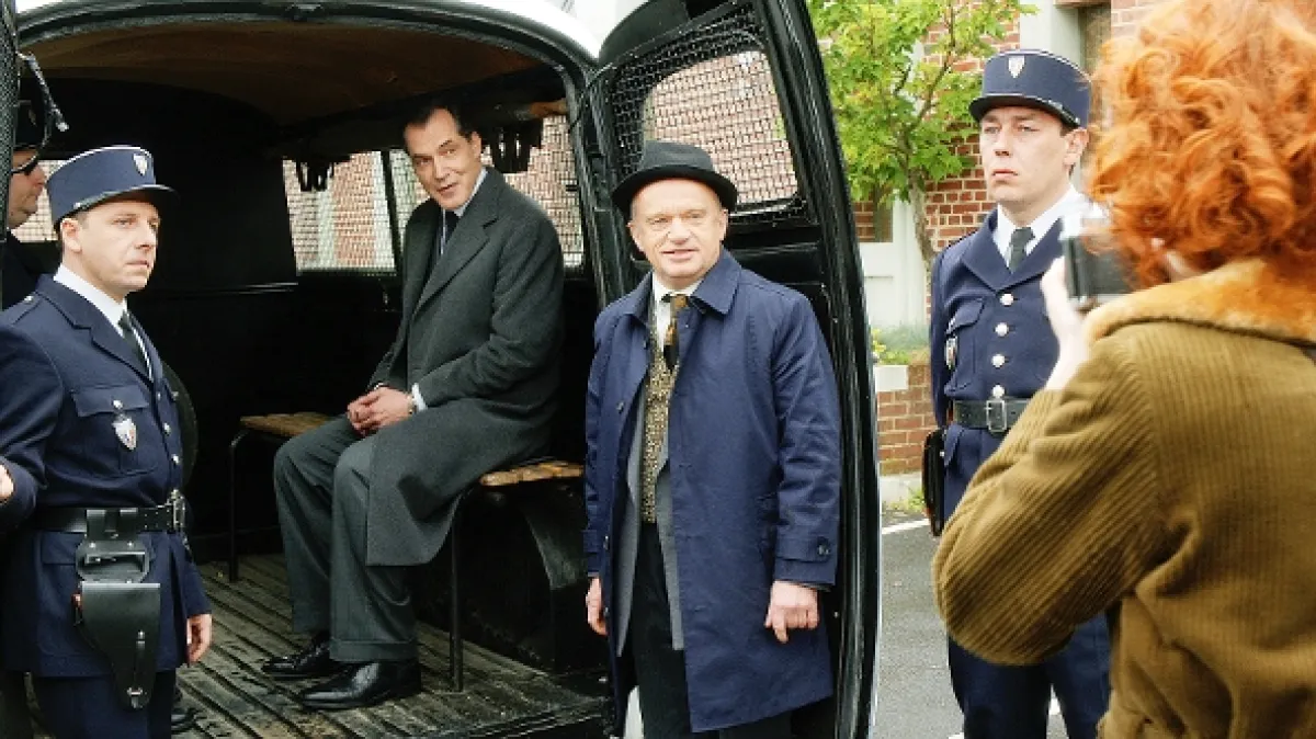 Vraždy podle Agathy Christie (Les petits meurtres d’Agatha Christie: Le crime ne paie pas), 2016 - fotogaléria