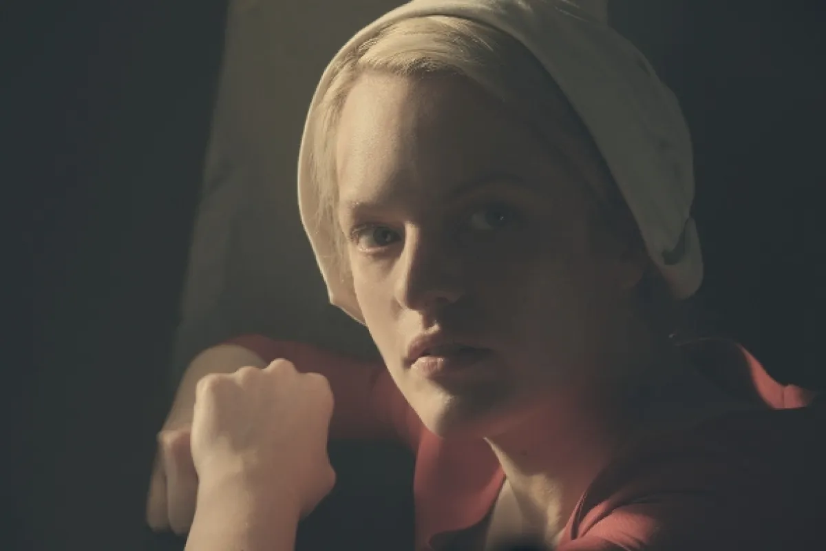 Příběh služebnice (The Handmaid’s Tale: Night), 2017 - fotogaléria