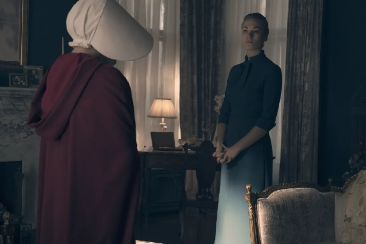 Příběh služebnice (The Handmaid’s Tale: Offred), 2017 - fotogaléria
