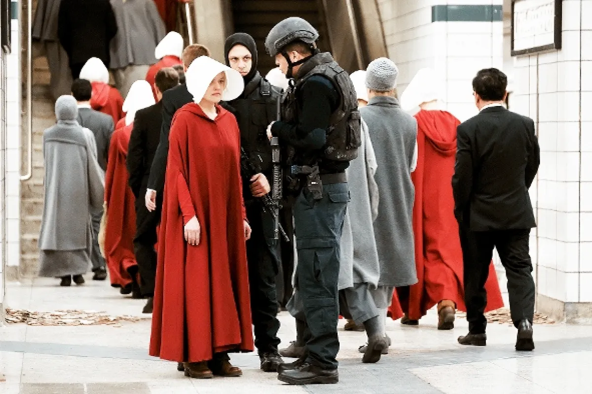 Příběh služebnice (The Handmaid’s Tale: Nolite Te Bastardes Carborundorum), 2017 - fotogaléria