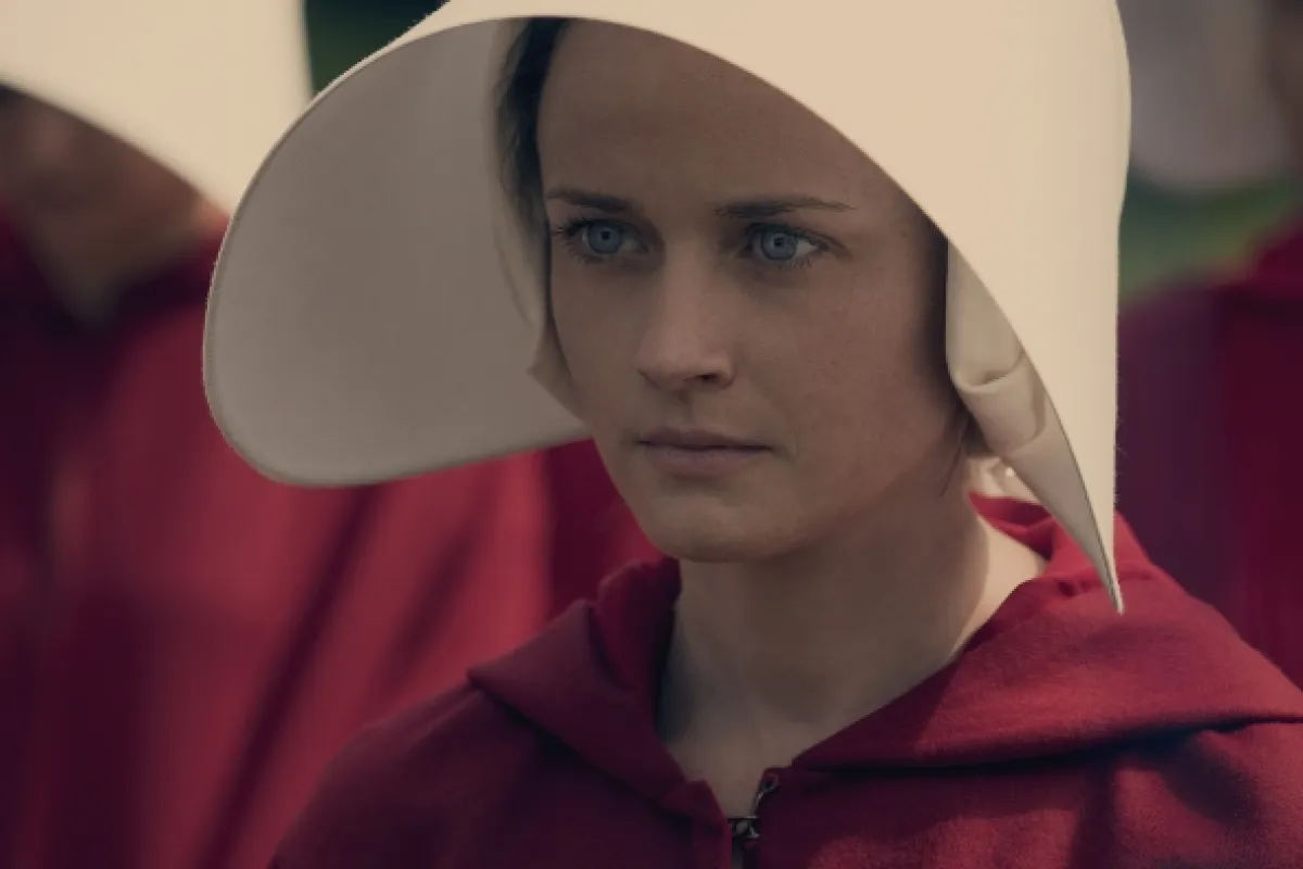 Příběh služebnice (The Handmaid’s Tale: Offred), 2017 - fotogaléria