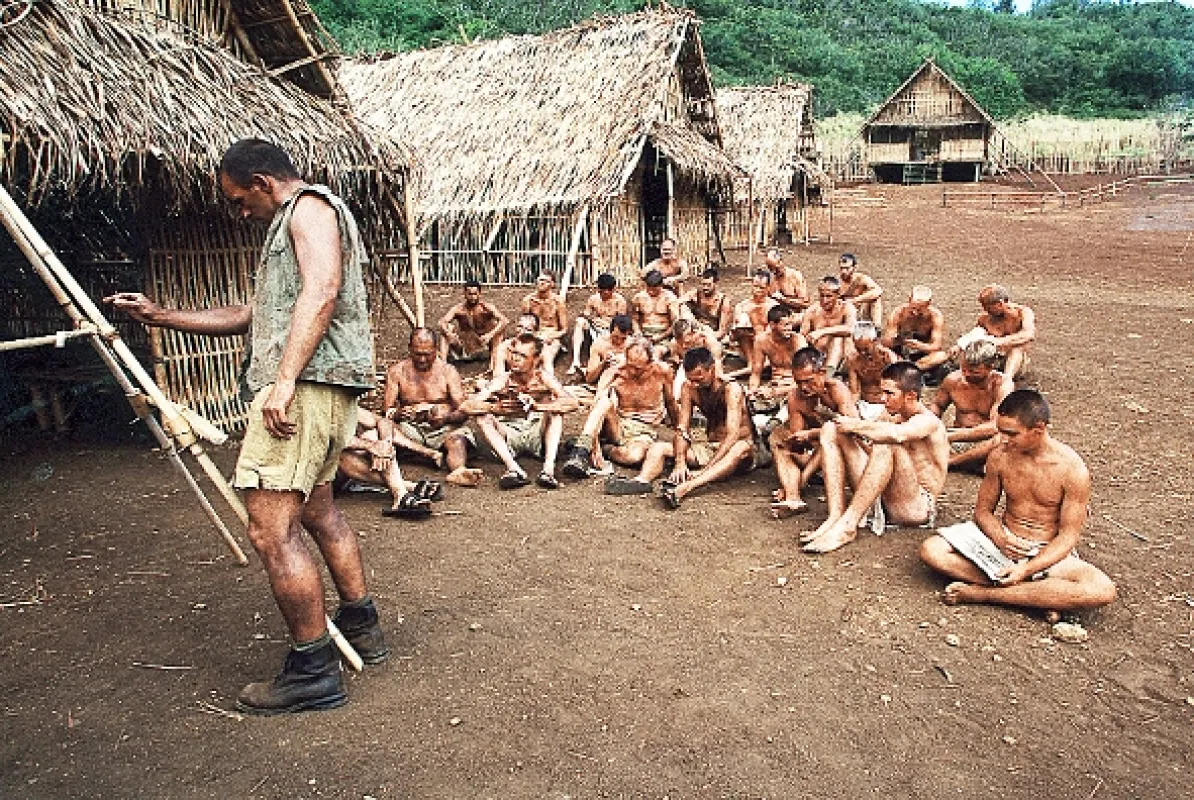 Na konci všetkých vojen (To End All Wars), 2001 - fotogaléria