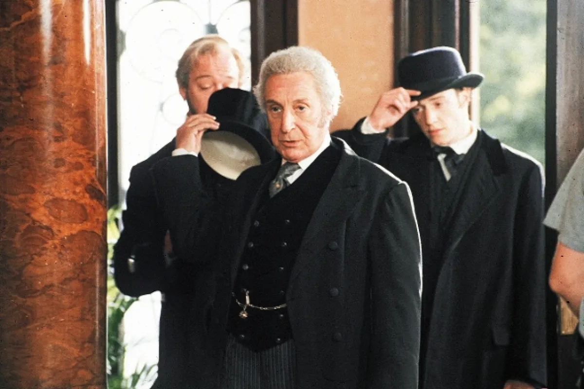 Vražedná místa (Murder Rooms), 2000 - fotogaléria