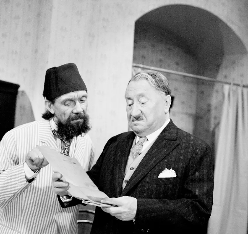 Malý pitaval z veľkého mesta (Malý pitaval z velkého města - Vedoucí partiové prodejny), 1982 - fotogaléria
