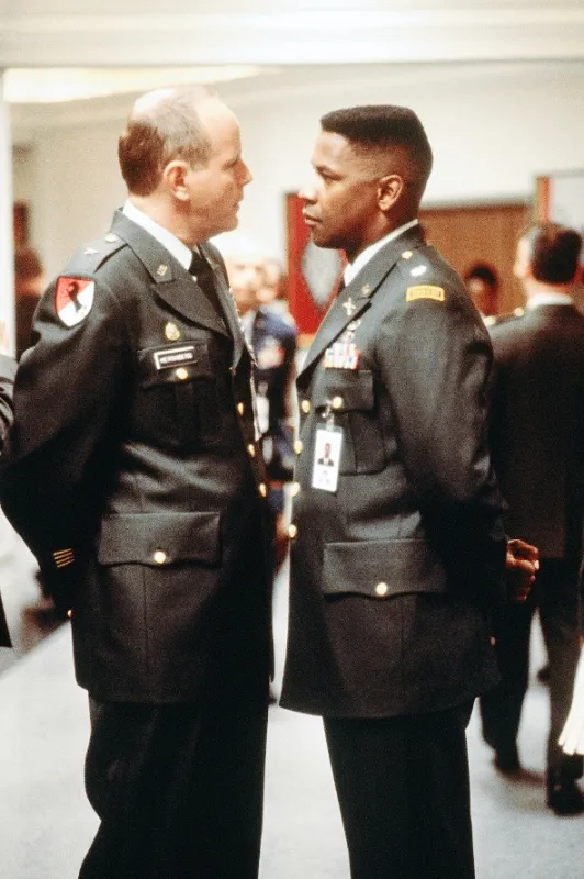Odvaha pod palbou (Courage under Fire), 1996 - fotogaléria