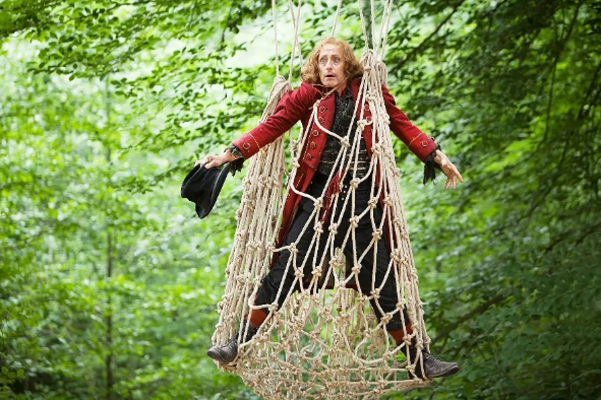 Princ v medvedej koži (Der Prinz im Bärenfell), 2015 - fotogaléria