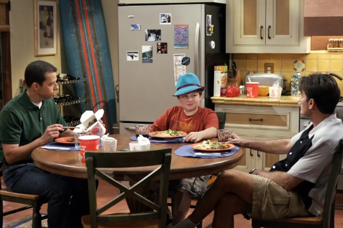 Dva a půl chlapa (Two and a Half Men IV), 2006 - fotogaléria
