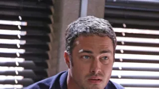 Chicago Fire II (2)