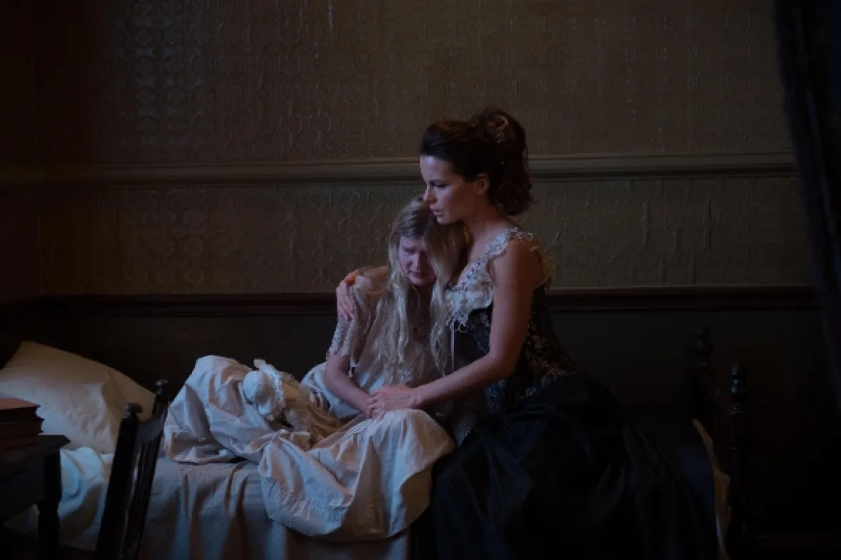 E. A. Poe: Podivný experiment (Stonehearst Asylum), 2014 - fotogaléria