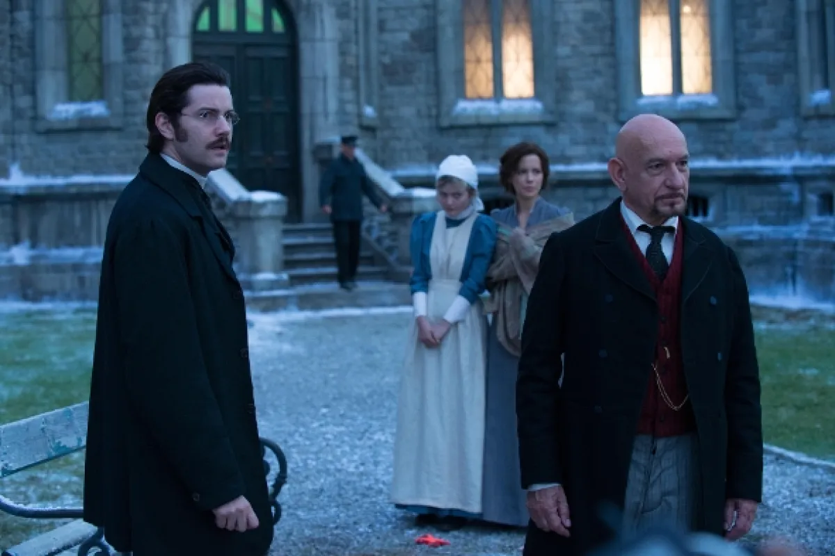 E. A. Poe: Podivný experiment (Stonehearst Asylum), 2014 - fotogaléria