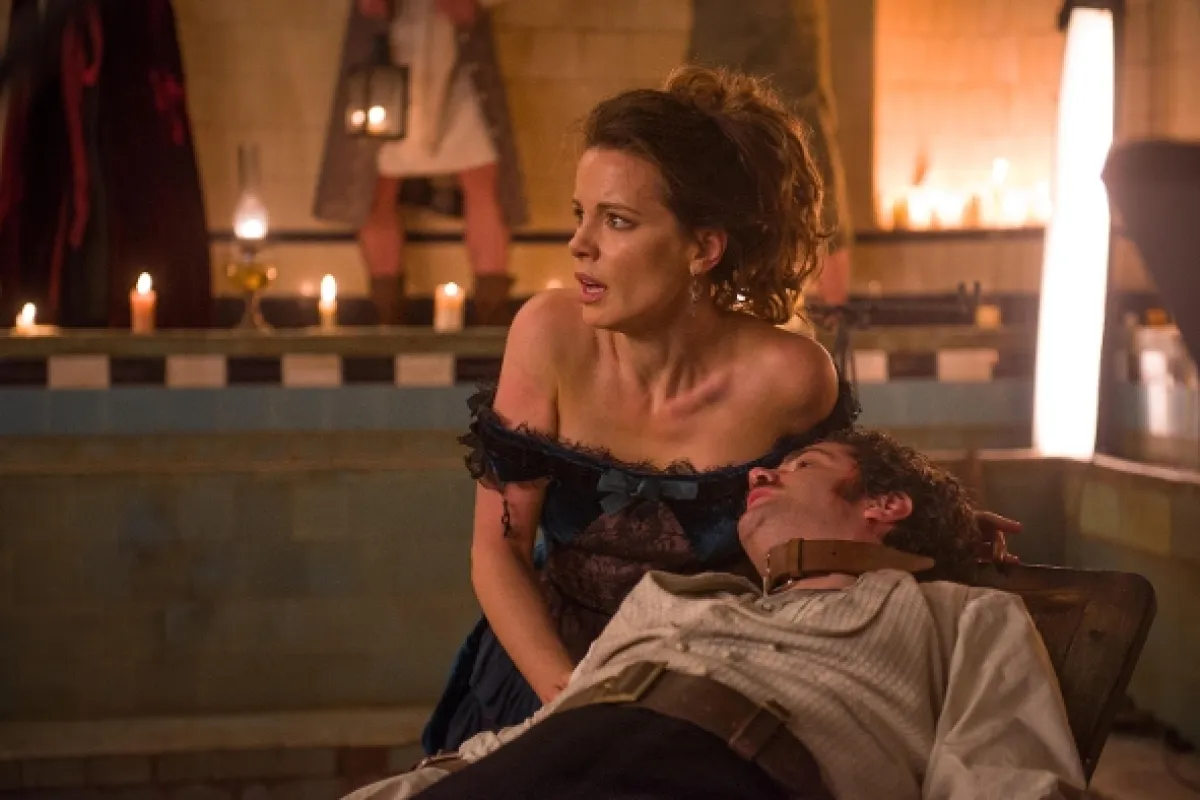 E. A. Poe: Podivný experiment (Stonehearst Asylum), 2014 - fotogaléria