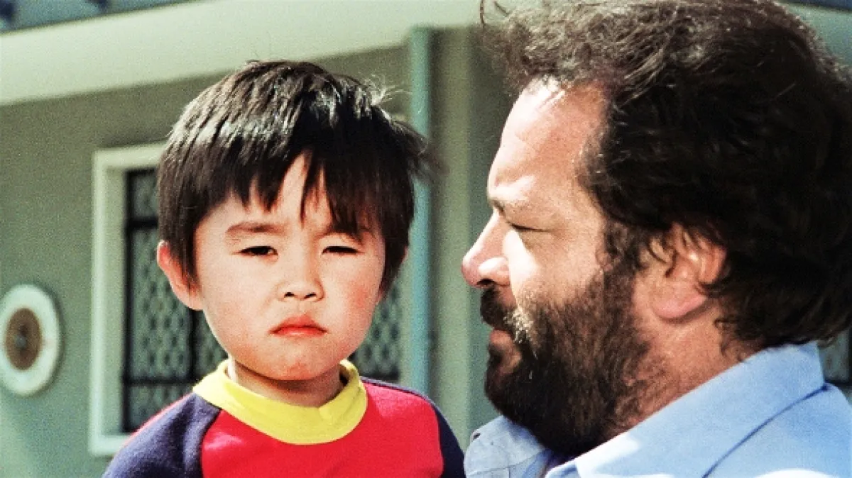 Policajt v Hongkongu (Piedone a Hong Kong), 1975 - fotogaléria