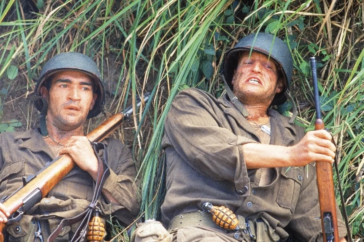 Tenká červená čiara (Thin Red Line, The), 1998 - fotogaléria