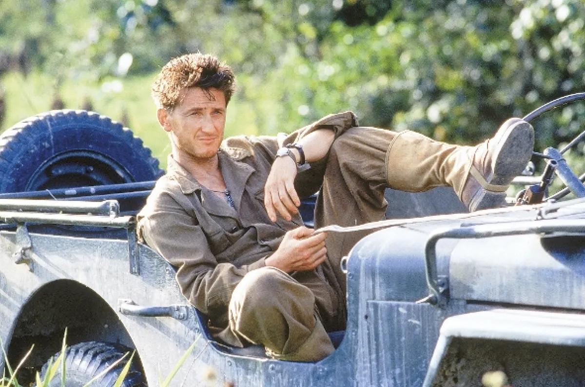 Tenká červená čiara (Thin Red Line, The), 1998 - fotogaléria
