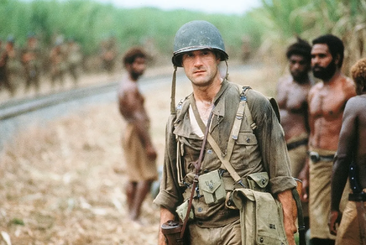 Tenká červená čiara (Thin Red Line, The), 1998 - fotogaléria