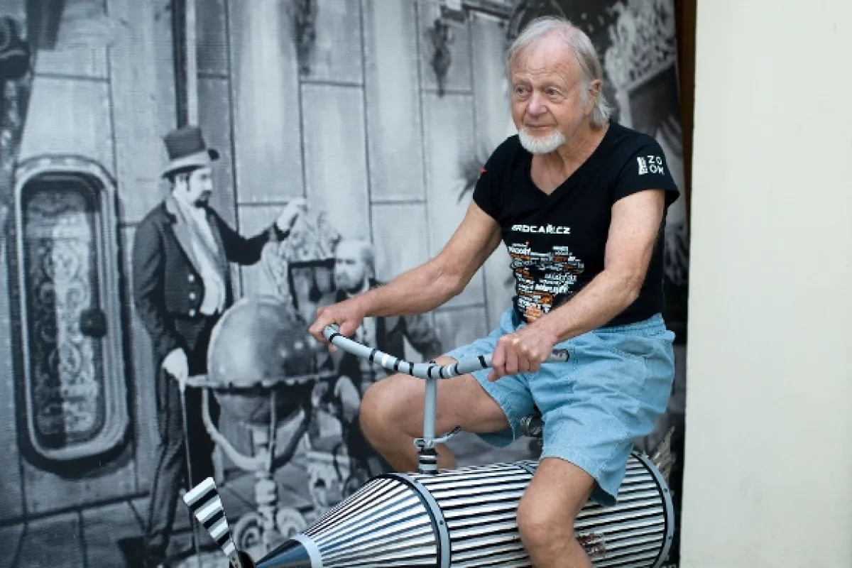 Hlbiny a posadnutosti: Akvanaut Pavel Gross (Hlubiny a posedlosti), 2023 - fotogaléria