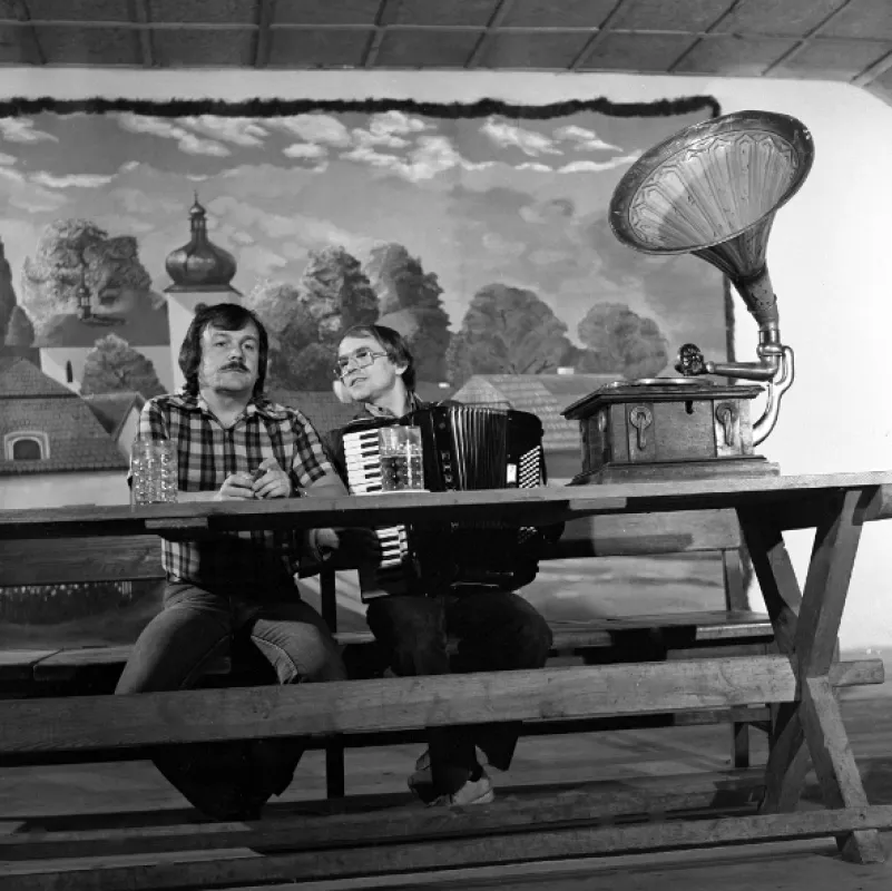 Hitšaráda, 1986 - fotogaléria