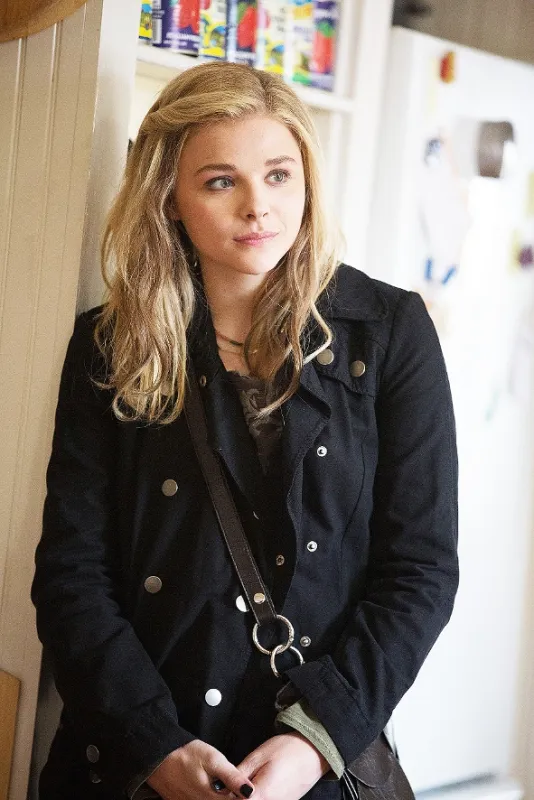 Vražda na strednej (November Criminals), 2017 - fotogaléria