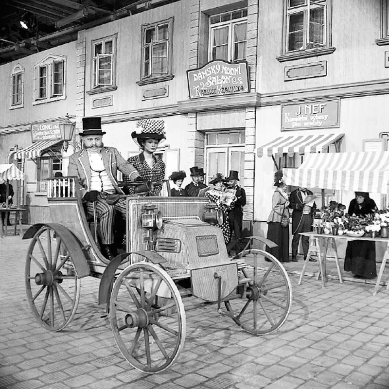 Ukradená vzducholoď, 1966 - fotogaléria