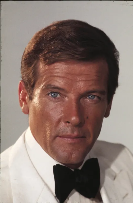 Muž se zlatou zbraní (The Man with the Golden Gun), 1974 - fotogaléria