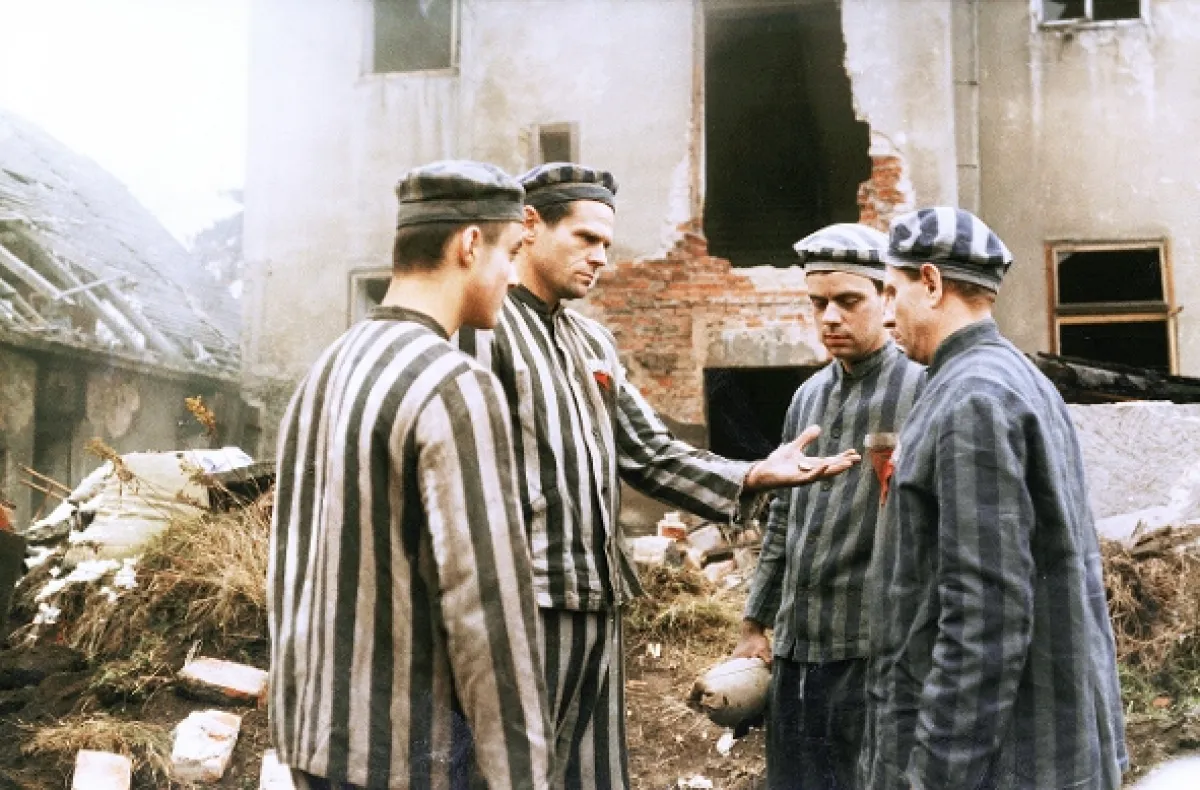 ...nebo být zabit, 1985 - fotogaléria