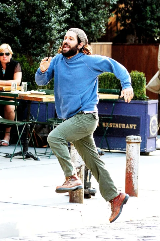 Čierna ovca rodiny (Our Idiot Brother), 2011 - fotogaléria