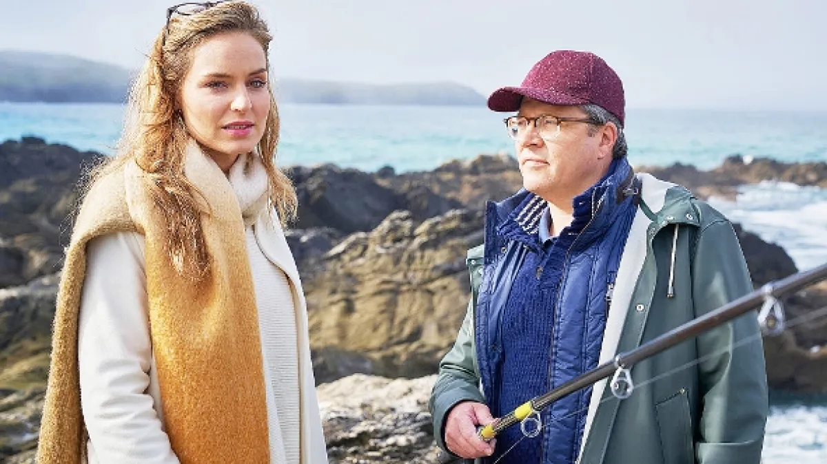 Rosamunde Pilcher: Pralinky na raňajky (Rosamunde Pilcher: Pralinen zum Frühstück), 2019 - fotogaléria